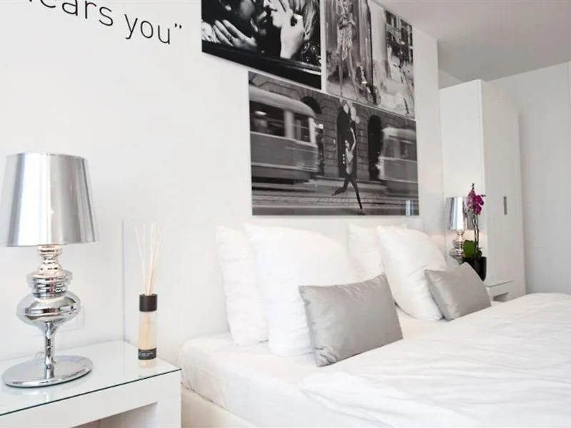 Max Brown Hotel Museum Square, Part Of Sircle Collection Amsterdam 3*,  Netherlands