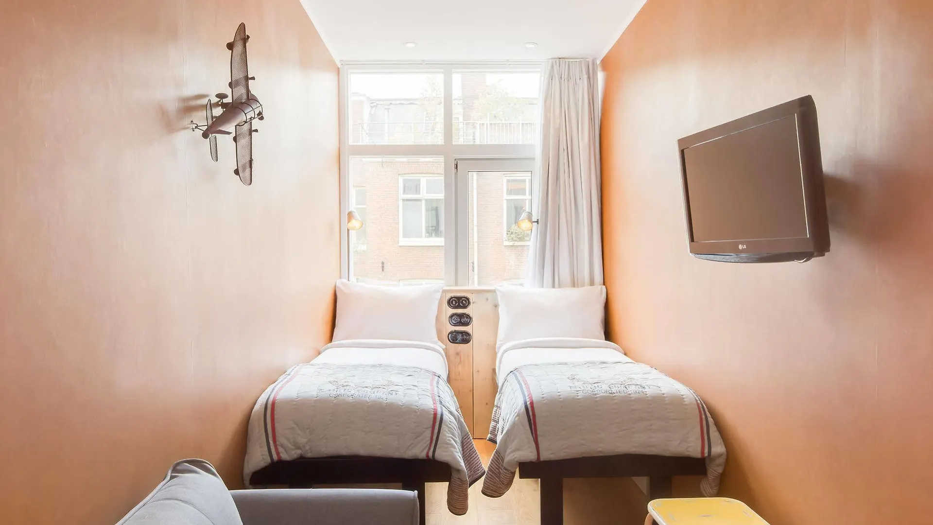 Max Brown Hotel Museum Square, Part Of Sircle Collection Amsterdam 3*,  Netherlands